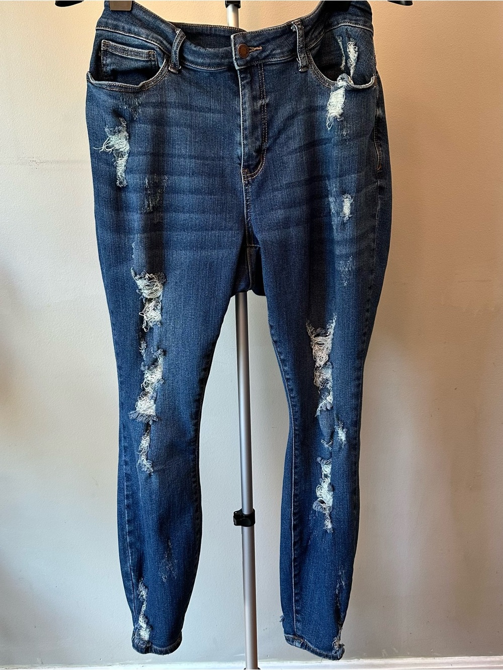 Judy Blue Heavily Distressed Skinny Jeans Blue Denim Mid High Rise Size 18W